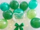 【推し活グッズとして人気の名入れバルーン】緑グリーンが推しカラーという方におすすめの飾り付け 出雲市姫原 バルーン おむつケーキ 誕生日 飾り付け