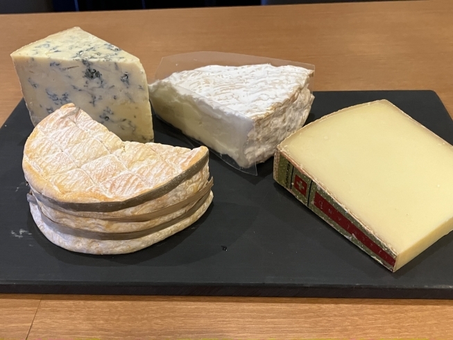 「今月の輸入チーズ」