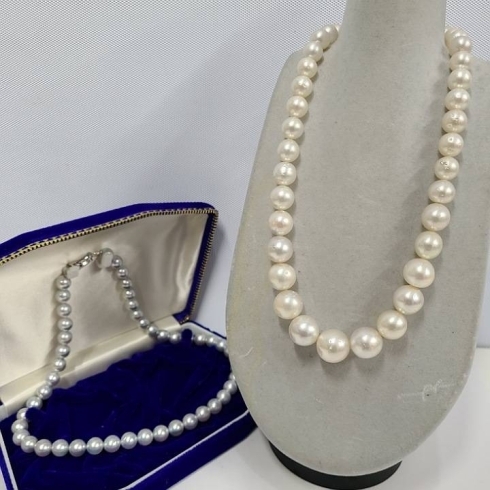「旭川で真珠の買取は是非当店へ！ 旭川で真珠ネックレスの買取なら宝石買取に強い「買取専門店くらや旭川店」にお持ちください！ 遺品整理や出張買取も喜んで査定、買取致します。」