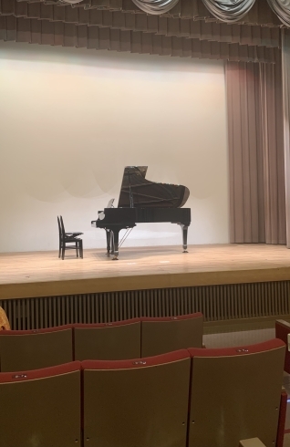 静岡県立美術館ホール「こんにちは、こじまピアノ教室です🎵」