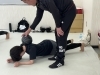 体幹トレーニング中🔥「腹筋割りたい女性が急増中‼️  FIELD-RING 千葉市美浜区〖JR稲毛海岸駅　駅近』キックボクシング＆ボクシング」