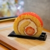 苺のロールケーキ「【苺スイーツ紹介】苺のロールケーキ【苺フェア開催中<3/1～3/5>】」