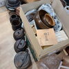 「旭川で骨董品、お茶道具の買取は是非当店へ！ 旭川で骨董品、お茶道具の出張買取なら価値を見極め査定する「買取専門店くらや旭川店」にお任せください。 ご自宅の遺品整理や遠方の出張買取も喜んで承ります！」
