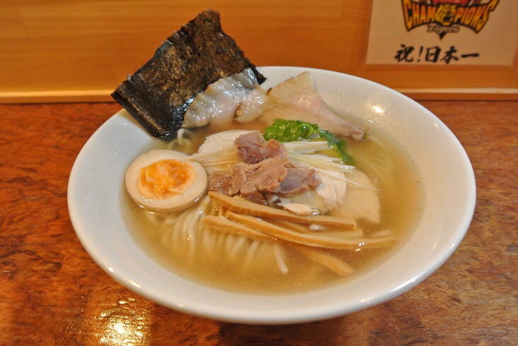 アレラーメン「阪神タイガースファンだけでなくともアレラーメンを!」