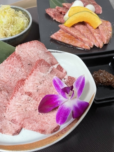 神戸牛焼肉「神戸牛専門店　焼肉　しゃぶしゃぶ」
