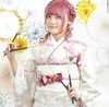 「成人記念フォト🎵思い出のグッズや宝物、大切なものと一緒に写すこともできます✨【鯖江市 振袖・袴・着物のレンタル販売 はんなり屋】」