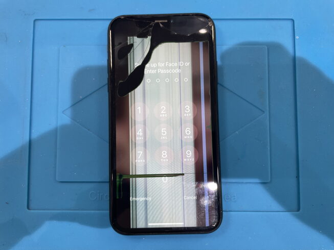 Before「iPhone 画面修理」