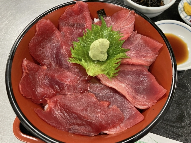 「久しぶりのマグロ丼です♪ 赤身好きな方におすすめ☆  【村上市で美味しい海鮮丼を食べられるお店】」