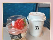 季節のカップケーキ🍓