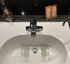 水栓取替「京都市伏見区のホテルで洗面所の水栓の取替を致しました。」