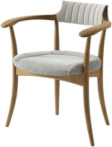 追加された　背張り・座張り・オーク材　のモデル「「立ち上がりたくない椅子♬」に　　　　　　　　　　　　　　リニューアル＆追加モデル♡」