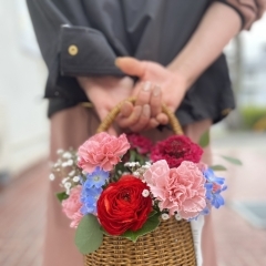 5月12日は母の日💐母の日のプレゼントに♪岡山市南区若葉町、コルティーレ、小さな花屋さん、花束、アレンジ、祝い、観葉植物、ドライフラワー　
