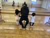 バーの高さは調整でき、幼児から大人まで使えます「暑くても運動で汗を！［村上市でダンス　バレエの習いごと幼児もキッズも大人もどうぞ！］」