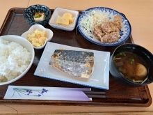 焼き魚ランチ、鶏の唐揚げ付き1250円