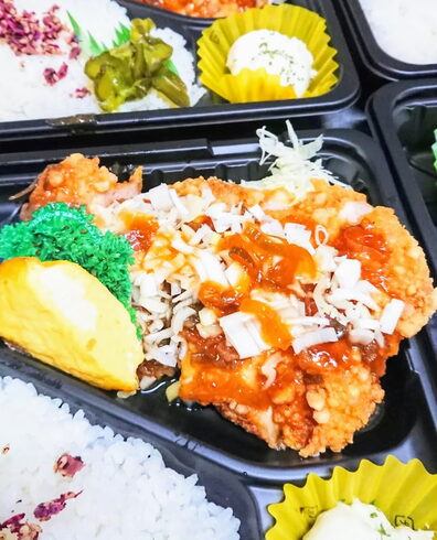 油淋鶏「油淋鶏弁当、からあげ弁当 登場❗」