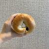 クリームチーズレーズンべーぐる「新生活応援！東京べーぐる べーぐりの「クリームチーズレーズンべーぐる」はいかがですか？【江戸川区西葛西駅徒歩3分ベーグル専門店♪手土産・贈答にも◎】」