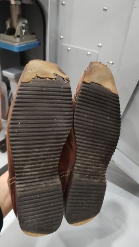 修理前1「＜靴修理＞特徴的な つま先の形状のレザーソール交換：葛飾　亀有　金町　綾瀬」