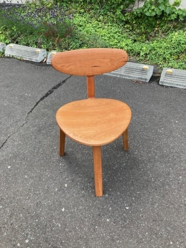 Tsumujiチェア「木座の3本脚のチェア　Tsumuji  椅子・いす・チェアをお探しなら札幌の家具専門店『彩工房畑山』へ　」
