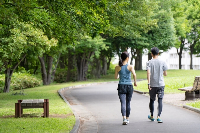 ただ歩くだけの運動「ウォーキング」は最高な運動です「5月もありがとうございました。突然ですが皆さんは週1日以上、何か“スポーツ”をしていますか？」