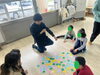 先生の説明をちゃんと聞いています「5/29(水)ビジョントレーニング【札幌市北区児童デイサービスこぱんはうすさくら札幌太平教室】」