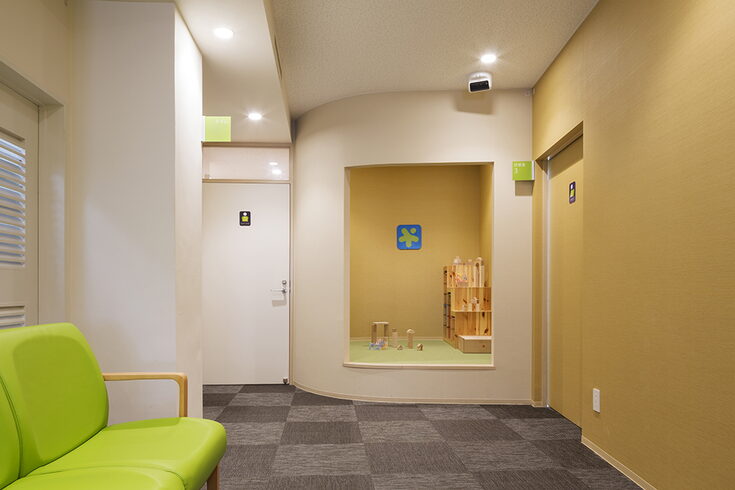 茅場町いとう医院・キッズコーナー「茅場町いとう医院・6月の診療時間変更のお知らせ」