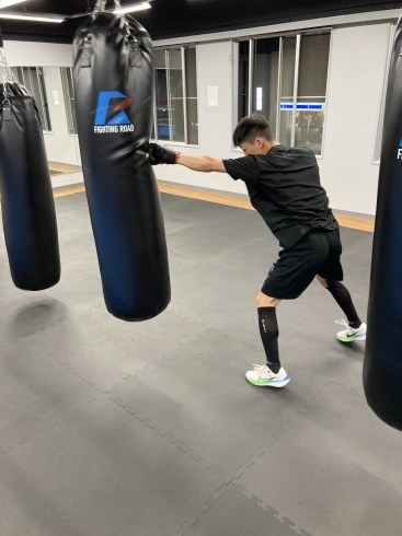 「左を制すものは世界を制す🥊リベラルボックスジム！岡山市東区ボクシングジム」