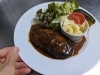 人気の煮こみハンバーグランチ820円「まいぷれ伏見でランチ割引✨」