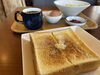 バターたっぷりトーストが大好評!「パン屋さんの人気モーニング!」