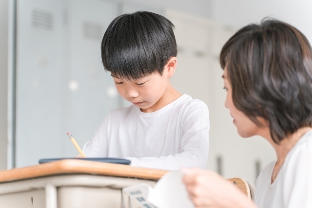 「夏休みの勉強に必要なものは？」