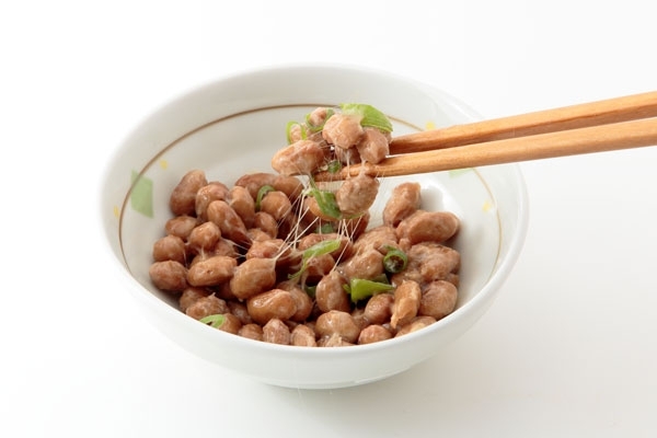 身体にいい納豆を毎日食べましょう。」「納豆の素晴らしさ…。　　　　　　　　　　　　　ナットウキナーゼと血栓の関係。」