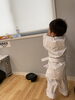 「【2024/8/18(日)】カーテンを開け閉めする空手家(3歳)」