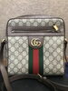「札幌市でGUCCI（グッチ）やLouis Vuitton（ルイヴィトン）などのブランド品の高価買取は当店へ！遺品整理・生前整理・引っ越し前整理の出張買取、リサイクルもご相談ください！」