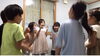 みんなで輪になって！拍子に合わせてダンス「グループレッスンで培われるもの　　妙蓮寺のピアノ、リトミック教室のいそざき音楽教室」