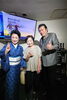 左から真木柚布子、オーナー相馬、赤井銀次「真木柚布子&赤井銀次ミニライブ」