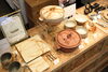 「\\10月店頭フェア// 【緋だすきの器でいただく「秋」】 2024.10.1-10.20」