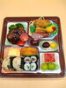 「お弁当　折詰め　オードブル　♪」