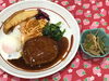 「本日のAランチは　煮込みハンバーグ温玉のせ」