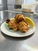 からあげ「愛情込めて　店内仕込みしてます。」