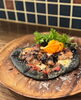 BBQチキンのピザ「食べるほどクセになる本格ナポリ風ピザ【茅野駅近く!おすすめ居酒屋ペパロニ】」