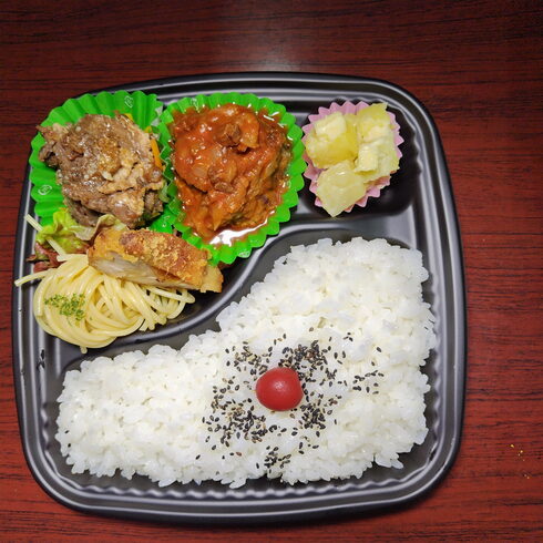 焼き肉 ハンバーグハヤシソース 鶏山賊焼き パスタ「12月21日のお弁当」