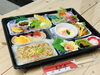 高砂屋様のボリューム満点！お弁当「メリークリスマス🎄高砂屋様のお弁当で忘年会をしました😋【まいぷれ村上・地域情報発信中！】」