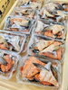 「今年最後の店頭販売❗大盤振る舞い❗鮭かま いつもより多く入ってるのに１００円引き❗❗」
