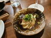 付きだし、温かい細麺のうどん「次に向かって！」