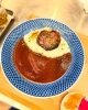 本日の日替わり 手作り粗挽きハンバーグカレー「1/8. ご提供ランチメニュー」