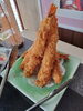「水曜・金曜はジャンボえびフライの日！🍤」