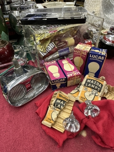 左L785リバースランプ売約済み 他は専用バルブ「LUAS 503 POWERBULB ルーカス」