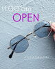 「11時OPENです👓✨」