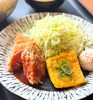 本日の日替わりランチ😋🍴💕「本日の日替わりランチは牛肉たっぷりミンチカツ ・手作りだし巻き玉子です🍳😋🍴ずんべら屋枚方店🍚」