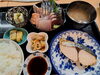 鰆の塩焼き+刺身盛り合わせ定食、2300円「鰆(さわら)の塩焼き+刺身盛り合わせ定食、2300円」