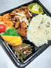 「新商品 豚モツ炒め弁当 登場❗」